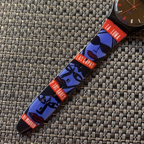 Swatch Watches - GB181 - SUENO MADRILENO - Picture 4 of 9